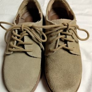 Academte KIDS UNISEX SHOES size 13 leather skid marks on toe still lots of life